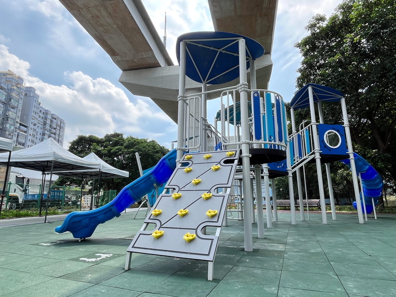 新北捷運三鶯線公三公園遊具啟用 供親子休閒