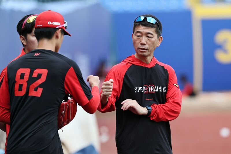 中垣征一郎再來台客座約2週 追蹤龍隊投手群狀況