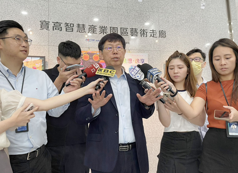 鴻華拚上市後5年獲利 劉揚偉：洽商其他車廠合作