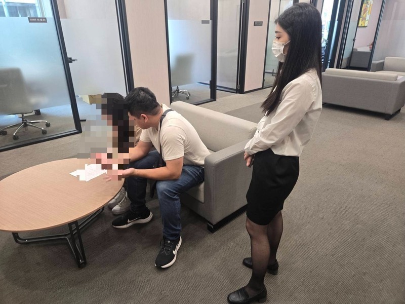 台中女誤信詐團佯裝遊艇業務險破財 警及時阻詐