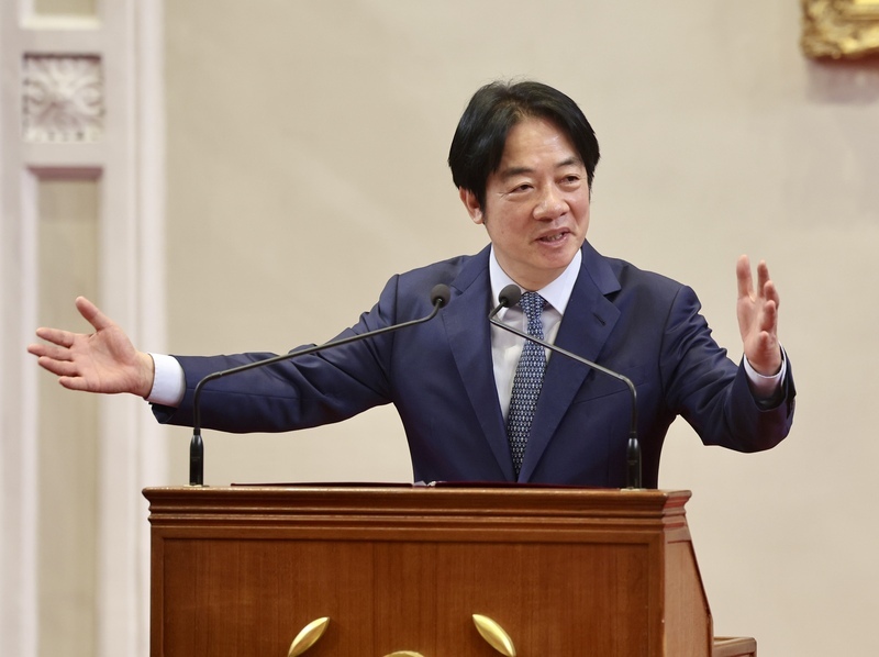 總統:棄醫從政30年精神沒變 3大使命確保國家生存發展