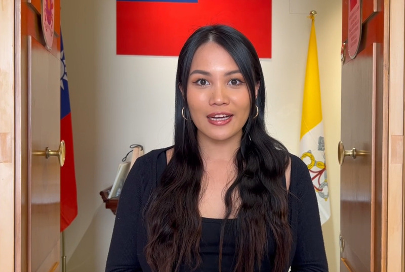 原民歌手阿布絲赴荷蘭演出 先訪羅馬獻聲駐教廷使館