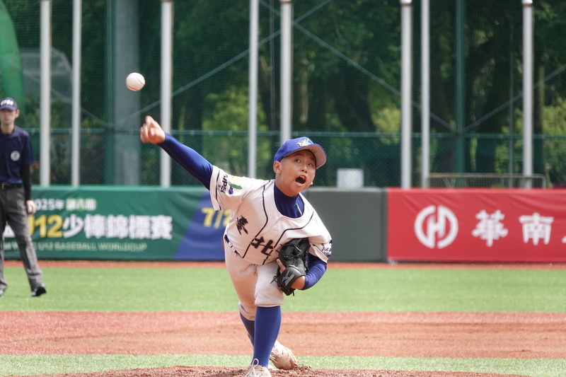 張雨齊超齡好投壓制新北 華南少棒北市晉冠軍戰