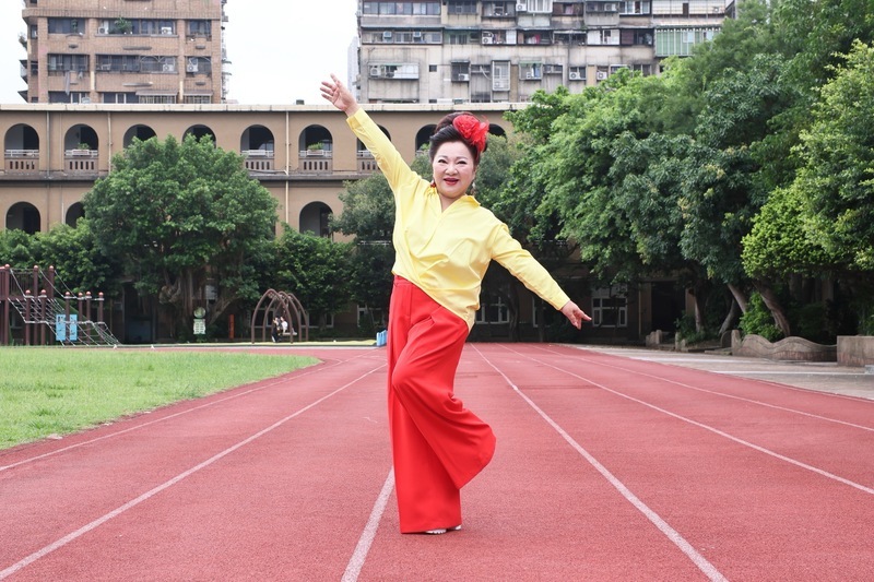 白冰冰關心S媽 透露近況「哭也哭不出來」