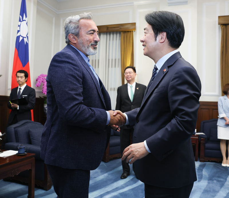 賴總統：盼台美安全合作從軍事採購邁向共同研發