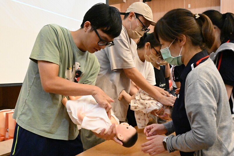 高醫岡山醫院：嬰幼兒有流感、COVID-19病例增加