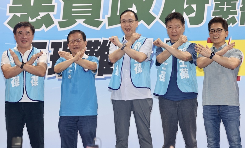 林右昌稱雜質是指不護台政客 朱立倫：民進黨最不愛台