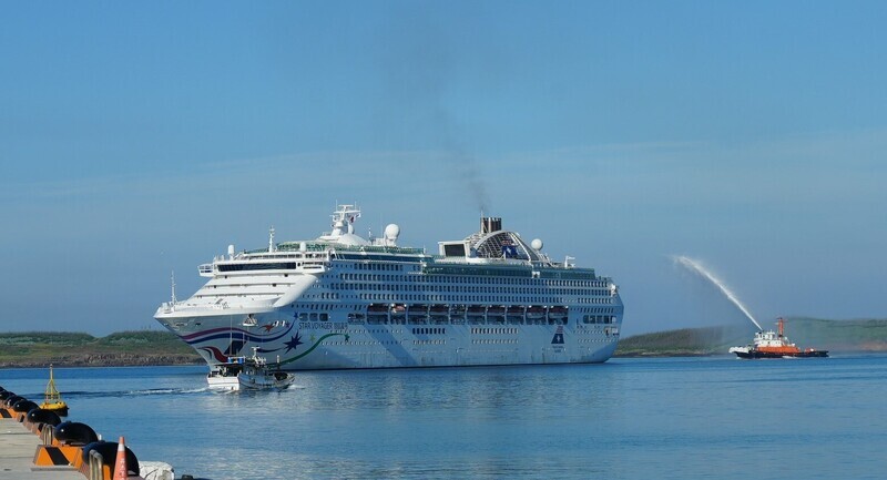 馬公港迎領航星號 近1800名旅客遊澎湖