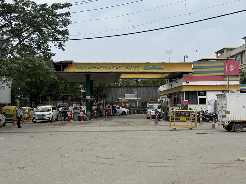 印度德里防空污 620萬輛老車加不了油