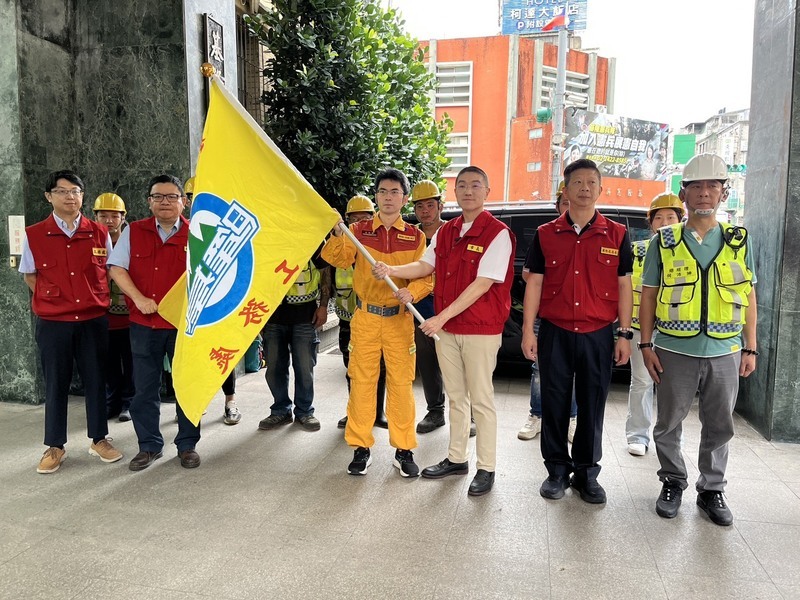 颱風丹娜絲重創嘉義市 基隆出動7車17人救災