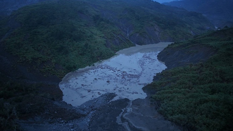 清水溪草嶺段驚現堰塞湖 水利署踏勘籲勿入河道