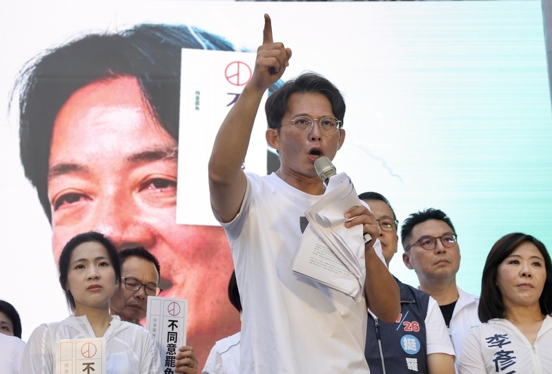 集會聲援北市5藍委　黃國昌：7/26用選票教訓賴清德