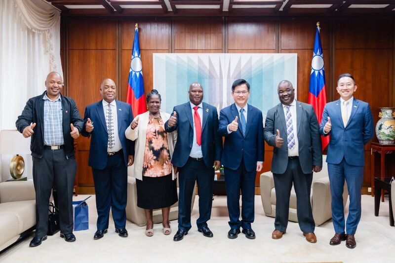 林佳龍接見史瓦帝尼雙部長訪團　盼促進台史互利共榮