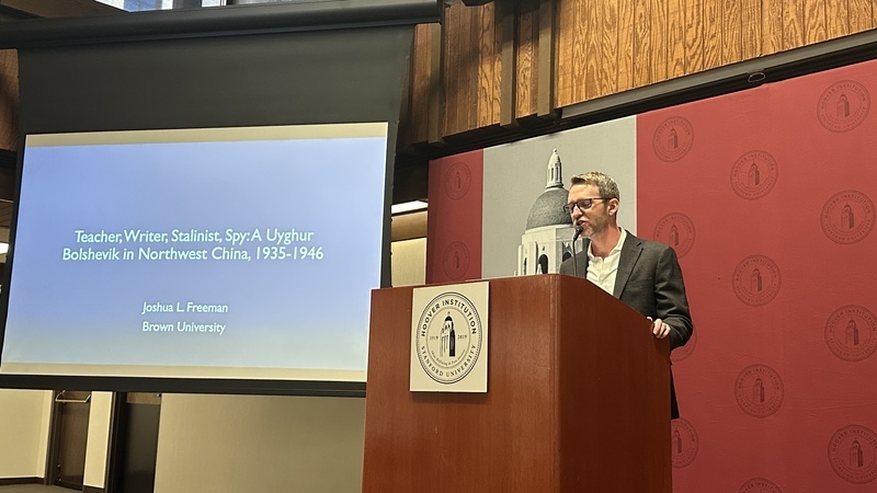 歷史學者：AI資料缺乏可信度 需學習正確判讀真偽