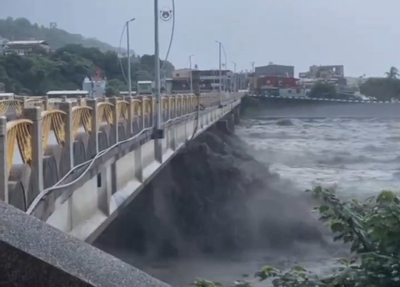 屏東山區7天累積雨量逾2千毫米 共撤離831人