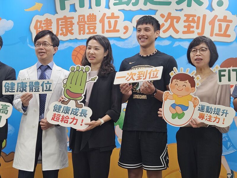 3歲童體重16公斤　醫：含糖飲當水喝恐傷專注力