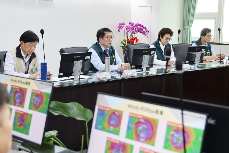 接連天災颱風又逼近 台南整備重災區避難場所物資