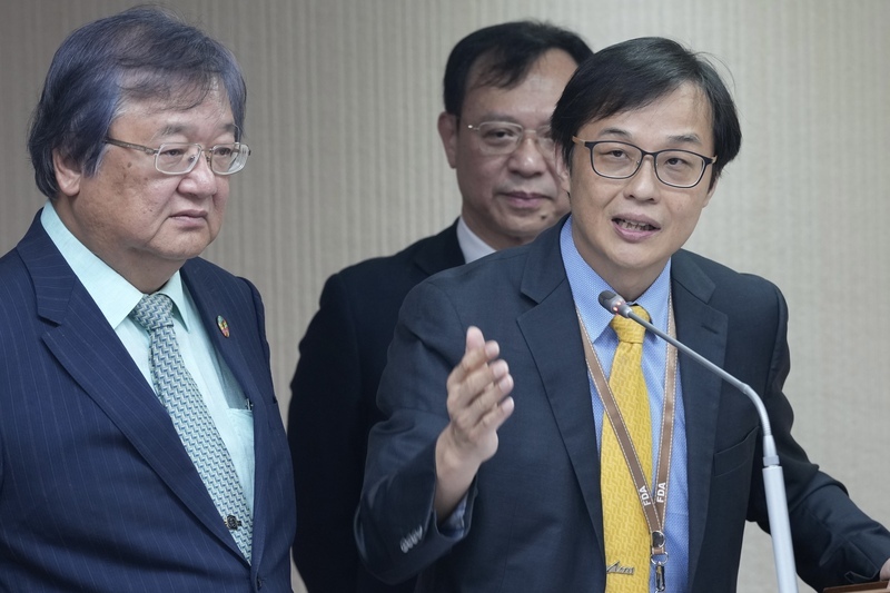 公文遭翻拍外流　食藥署長道歉涉事人員記過調職