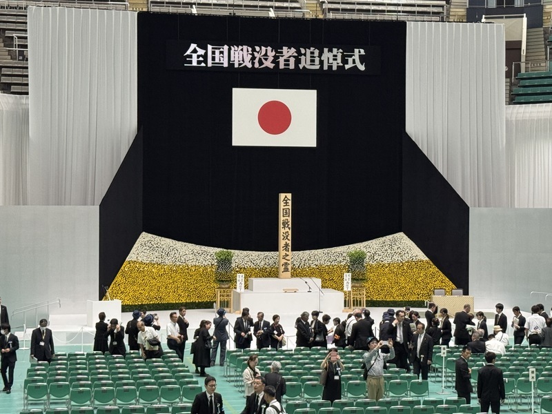 終戰80週年　小泉進次郎率先參拜靖國神社