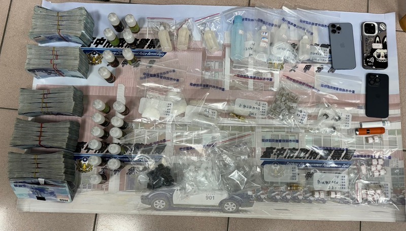 台中警緝獲販毒集團　搗破依托咪酯煙彈分裝場