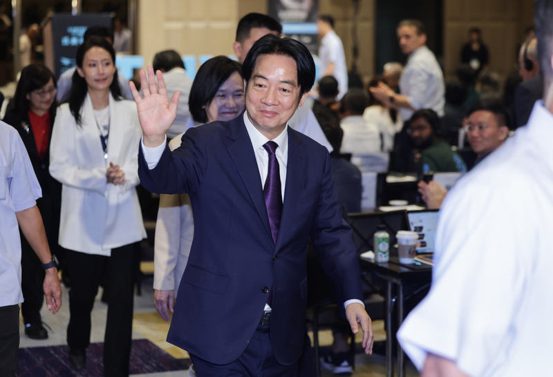 造假新聞稱總統爆粗口 府：嚴厲譴責惡意毀總統人格