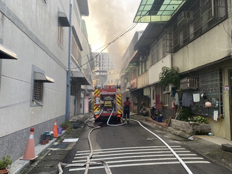 桃園中壢民宅清晨大火　5人死亡事故原因待查