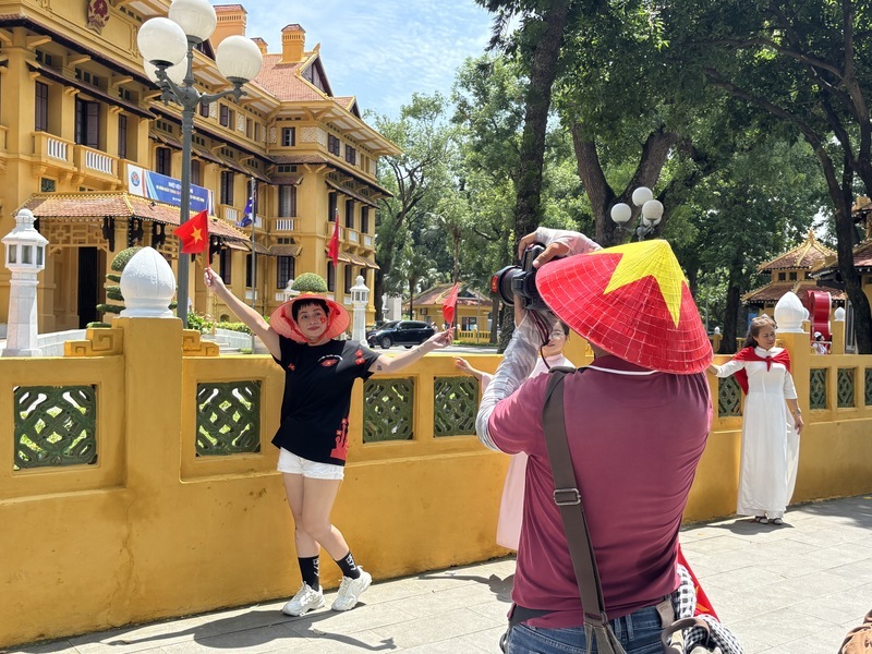 越南國慶前夕河內人群湧現 全民掀愛國主義熱潮