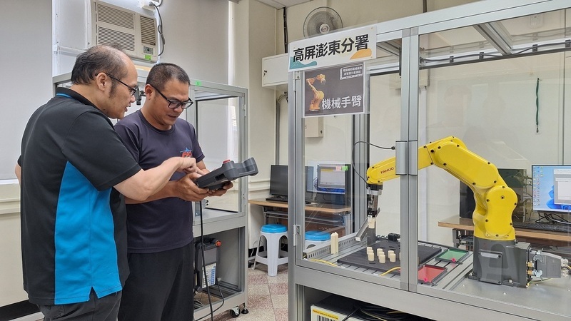 助民眾就業智慧工廠 高分署開課培養關鍵技能