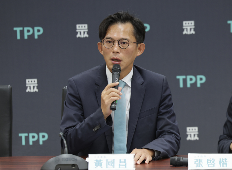 藍推停砍年金案　黃國昌：評估年金水位與社會衝擊