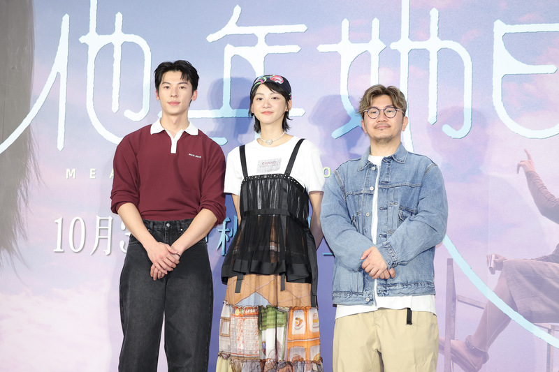 千人擠滿「他年她日」見面會 許光漢騰空吻嘆困難