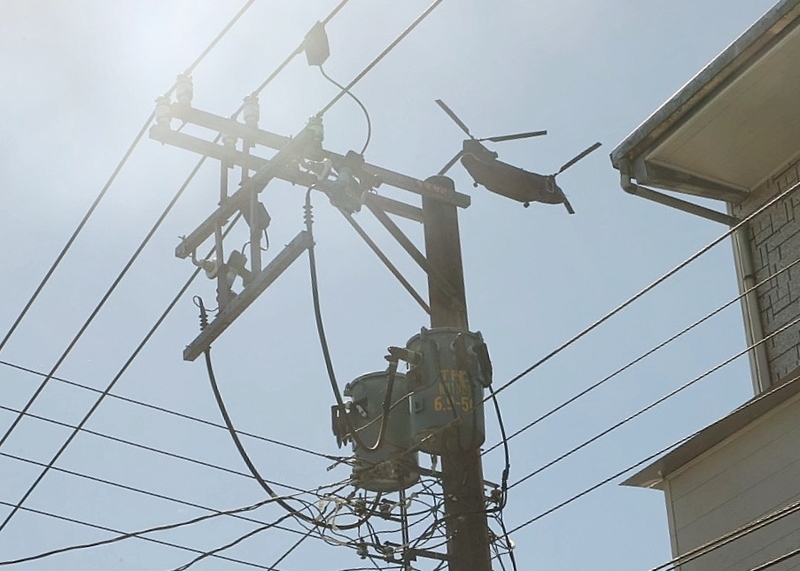 颱風樺加沙重創花蓮 陸軍CH-47搭載官兵投入救災