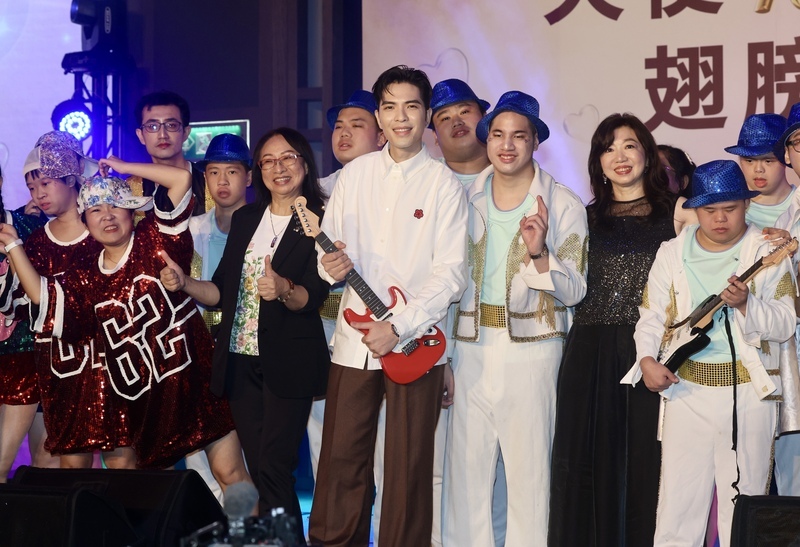 蕭敬騰全包員工赴花蓮救災費用 不願公益成為競賽