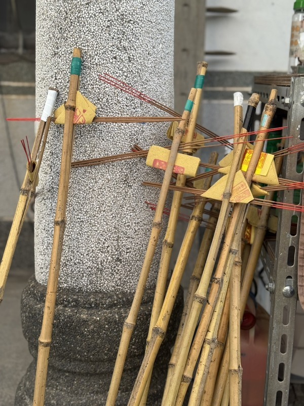 中秋逢土地公生日　溪州農民製神明拐杖感恩豐收