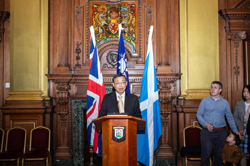 愛丁堡駐處國慶酒會　蘇格蘭政要無畏風雨出席