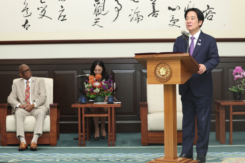 總統會見聖露西亞總督　期待多元合作貢獻區域繁榮