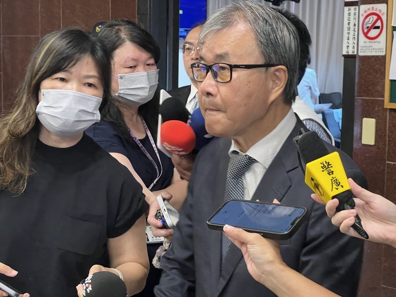 教團籲廢校事會議　鄭英耀：朝改流程、防濫訴著手