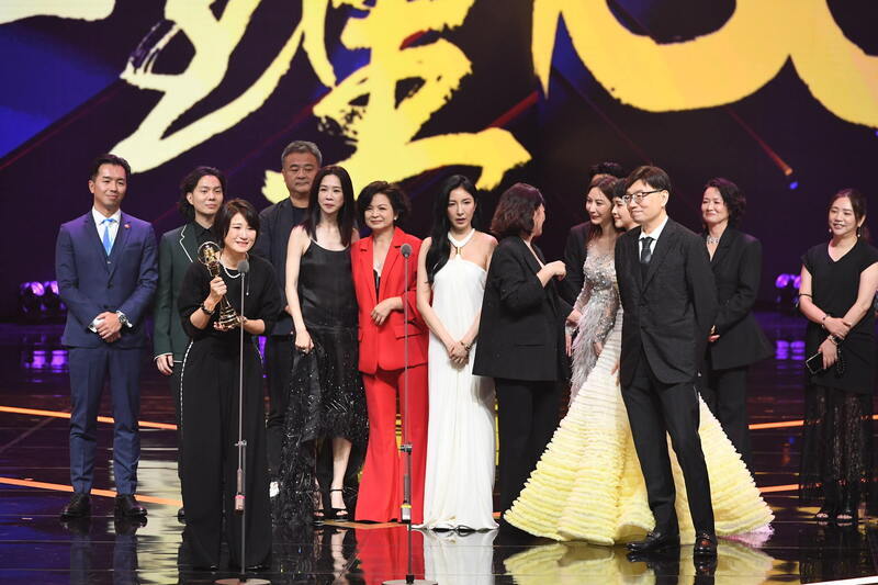 敲響金鐘獎　中華電、台灣大投資內容告捷