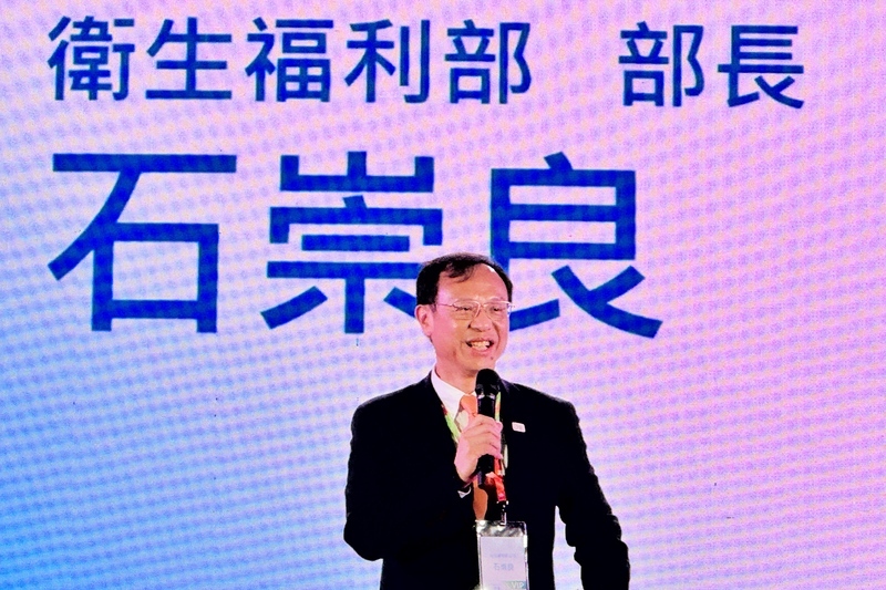 石崇良：加熱菸已全回收　標示販賣廣告均須符規定