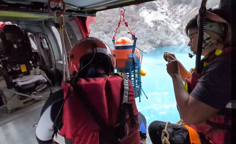 助馬太鞍溪堰塞湖監測 日本贈浮標型水位計