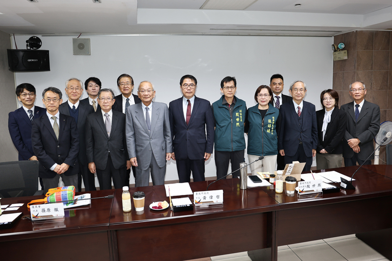 日本蓬萊會拜會黃偉哲　交流半導體及日台合作