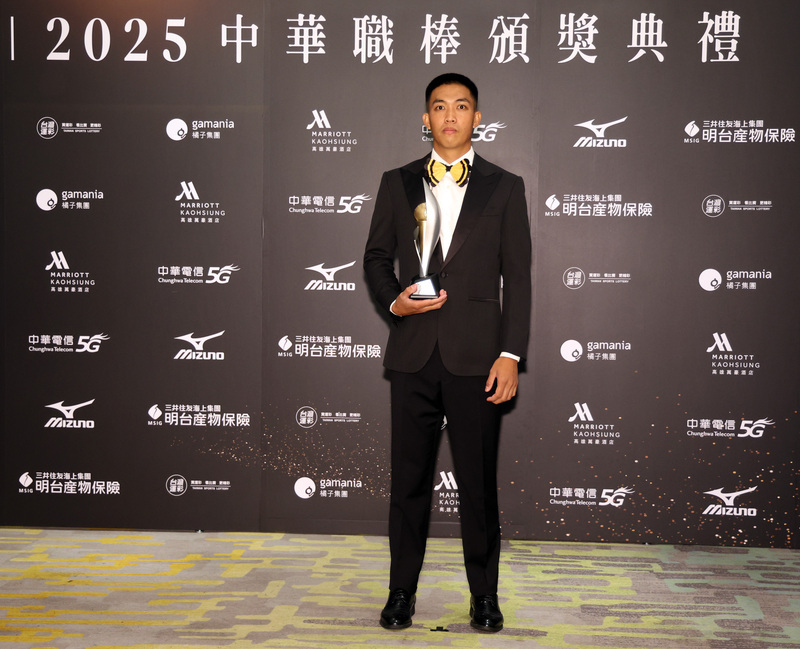 林詩翔奪救援王感謝自己撐過挫折 典禮穿搭藏巧思