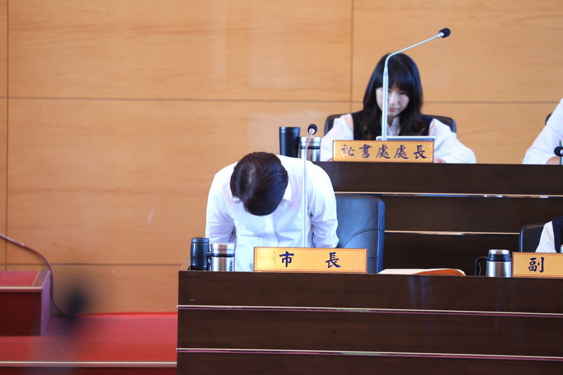 盧秀燕認非洲豬瘟防疫做得不夠好　再於議會道歉