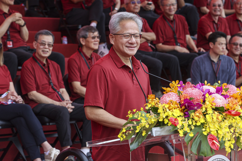 魏哲家稱5兆男　黃仁勳致謝台積電：你們幫我蓋輝達