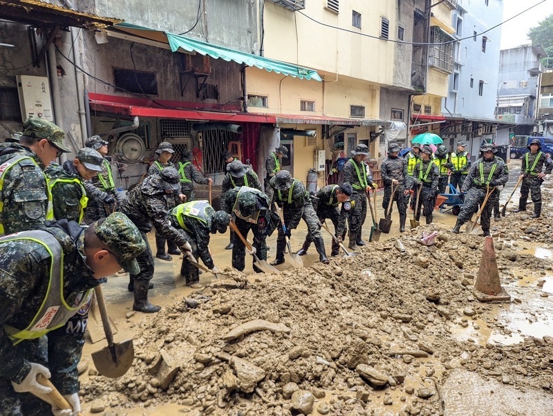 三戰區動員救災1225人次　協助宜蘭蘇澳災後復原