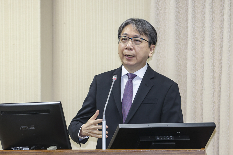 蔡明彥：今年8國12次外艦穿越台海　包括越南軍艦