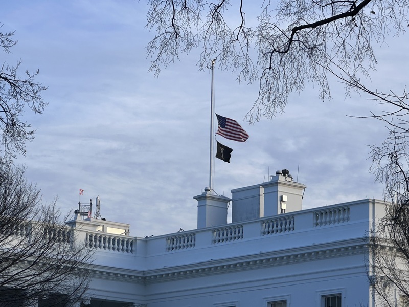 國民兵華府巡邏遇襲喪命　川普下令降半旗致哀