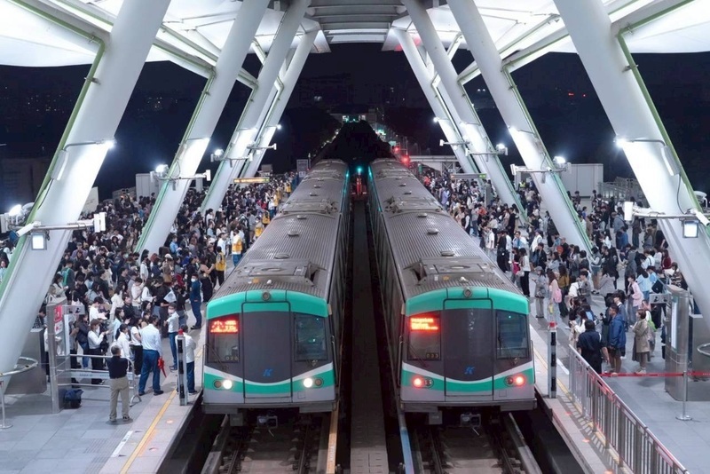 AAA移師高雄頒獎　捷運單日運量逾35萬再創新高