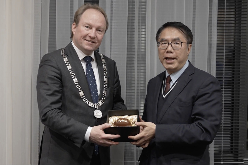 黃偉哲訪荷蘭友誼市阿梅瑞 盼拓展高科技園區交流