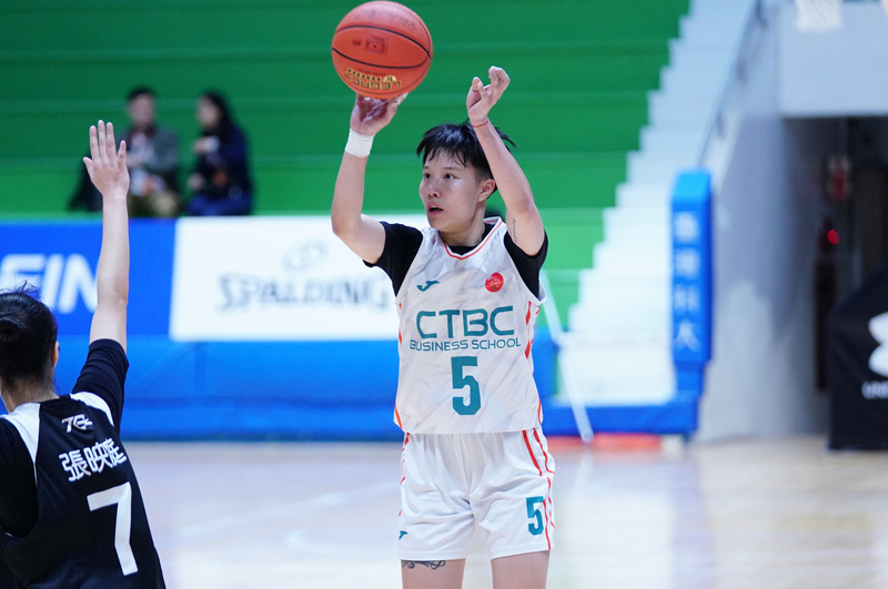 UBA邱群琋狂飆72分　改寫賽史單場得分紀錄