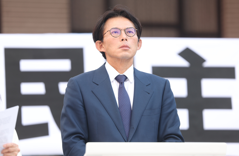 政院不副署財劃法　黃國昌：懸崖勒馬停止破壞權力分立